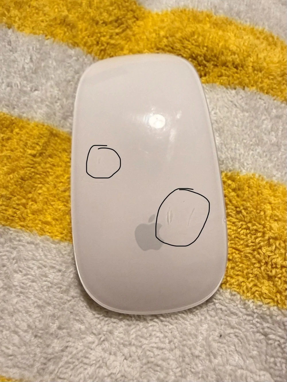 Apple White Wireless Mouse with Silver Logo